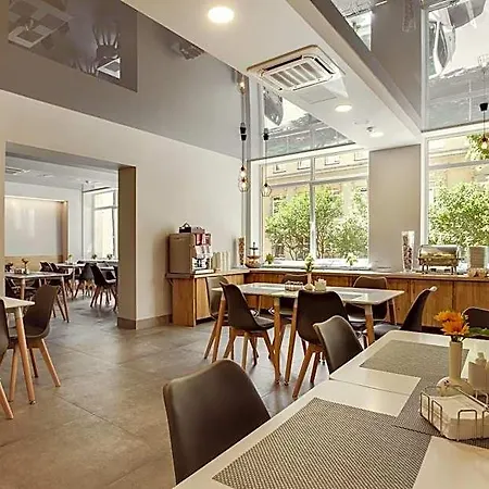 Hotel Old Town Trio